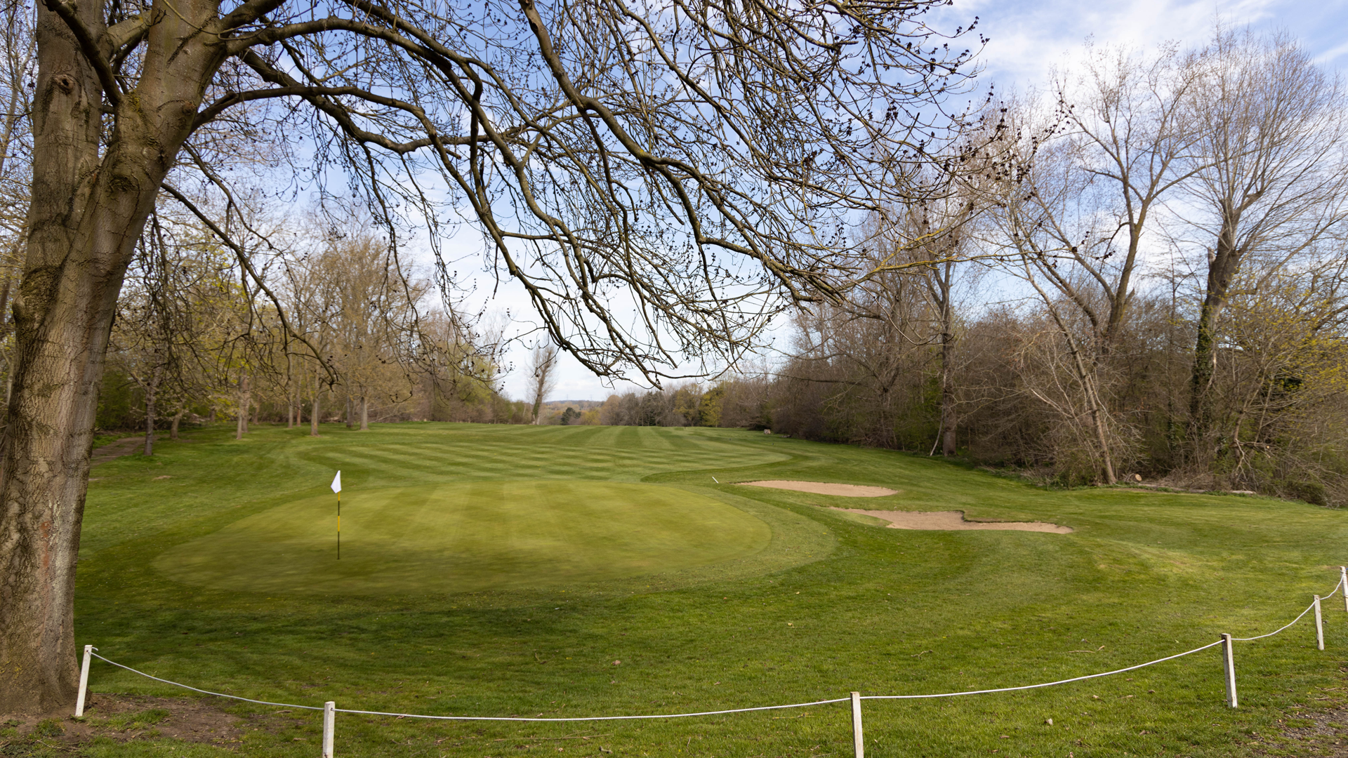 Golfing area